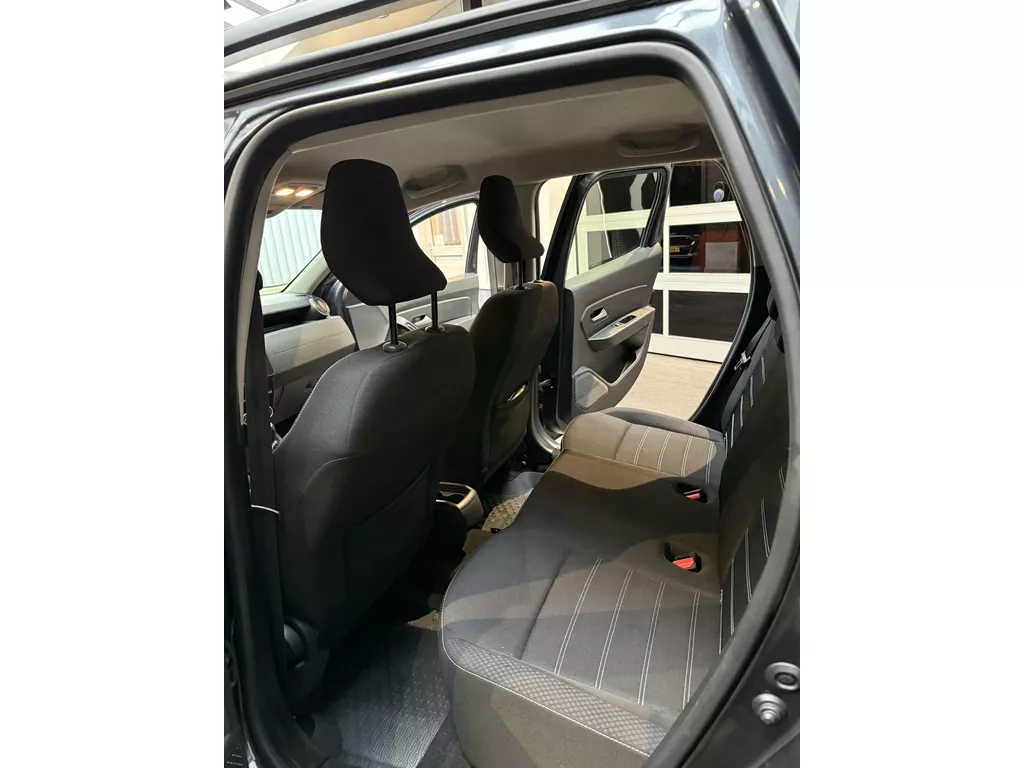 Dacia Duster 1.3 TCe Comfort | foto 9