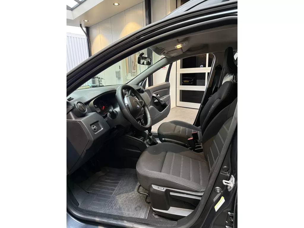 Dacia Duster 1.3 TCe Comfort | foto 8