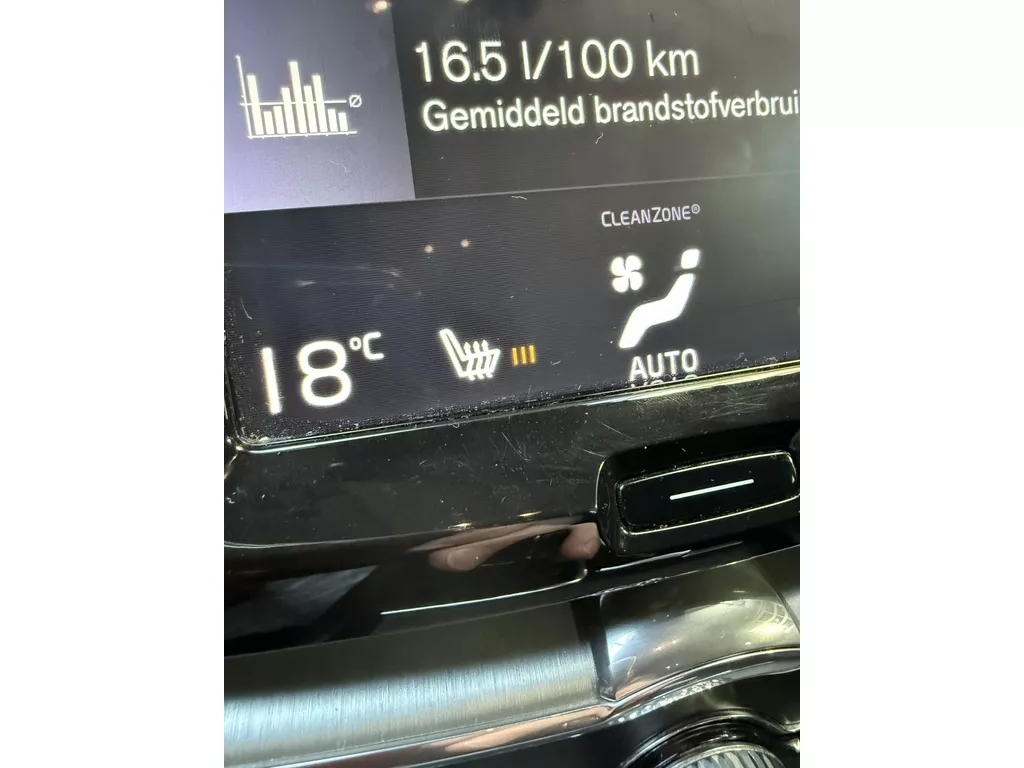 Volvo XC60 2.0 T5 Momentum | foto 18