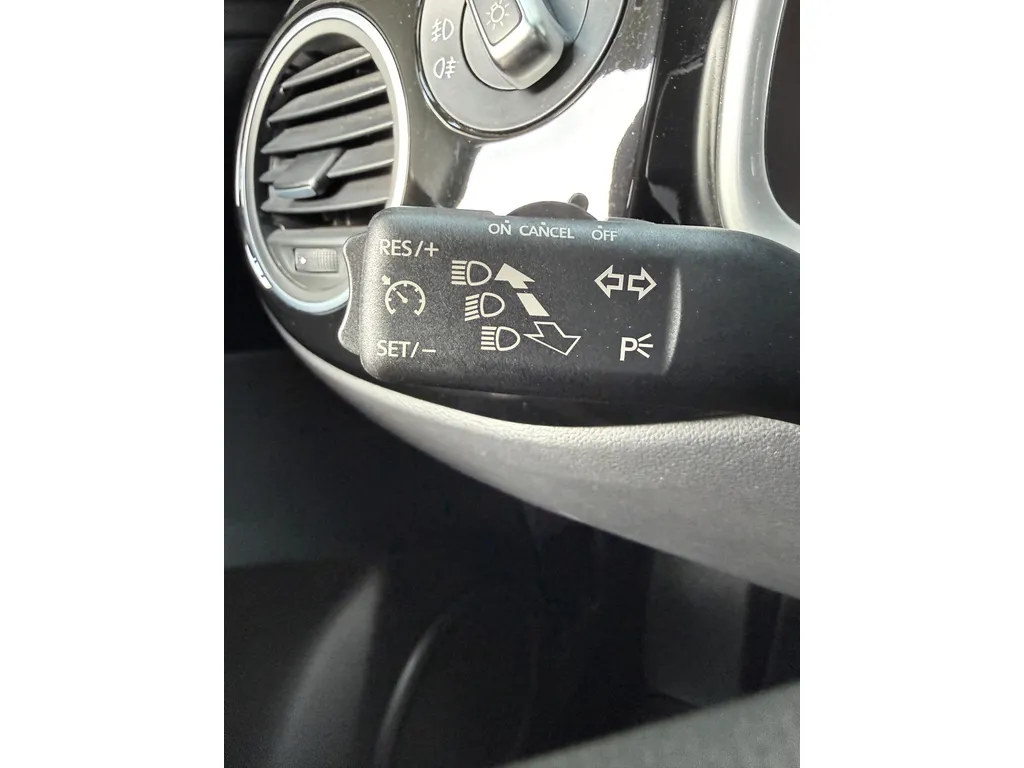 Volkswagen Beetle Cabriolet 1.2 TSI Design BlueMotion | foto 20