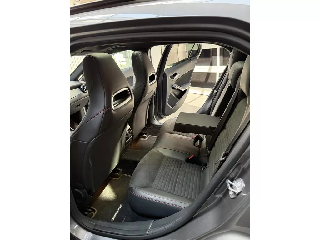 Mercedes-Benz GLA-klasse 180 Business Solution AMG Limited Panoramadak! | foto 9