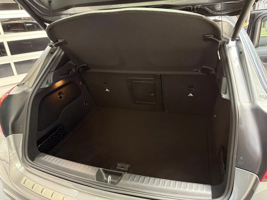 Mercedes-Benz GLA-klasse 180 Business Solution AMG Limited Panoramadak! | foto 12